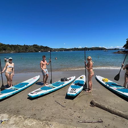 Hekerua Lodge Backpackers Hostel Waiheke Island Oneroa Exterior photo